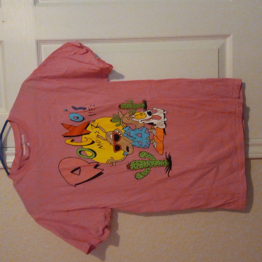 Pink shirt with Rocko's  Mozern